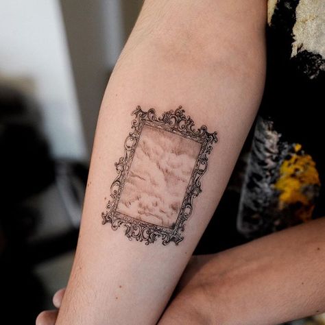 𝓜𝓲𝓷𝓾𝓼 (@minustattoo) • Instagram photos and videos Frame Tattoo Design Square, Vintage Frame Tattoo, Frame Tattoos, Vintage Mirror Tattoo, Cloud Frame, Illusion Tattoo, Frame Tattoo, Square Tattoo, Mirror Tattoos