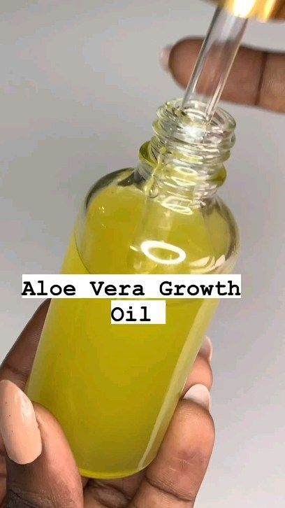 Aloe Vera Oil For Hair, Aloe Vera For Hair Growth, Hair Growth Oils, Herbs For Hair Growth, Quick Hair Growth, Herbal Hair Growth, Cabello Afro Natural, Homemade Hair Treatments, Herbs For Hair