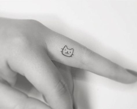 Tiny Cat Tattoo, Small Cat Tattoo, Minimalist Cat Tattoo, Cat Tattoo Simple, Cute Cat Tattoo, Small Finger Tattoos, Cat Tattoo Designs, Initial Tattoo, Subtle Tattoos