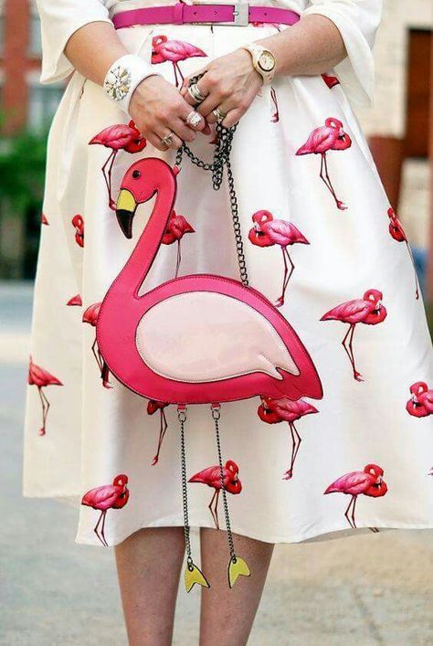 Flamingo Purse, Flamingo Fashion, Flamingo Bag, Robes Glamour, Flamingo Decor, Flamingo Art, Flamingo Party, Pink Bird, Pink Flamingo