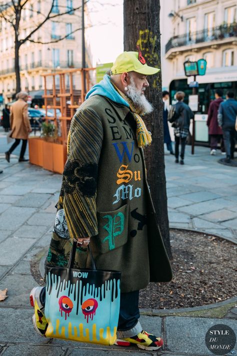 New York Street Style Summer, Street Fashion Week, Paris Street Fashion, 2020 Street Style, Paris Mens Fashion, Men Street Styles, Dapper Mens Fashion, Walter Van Beirendonck, Reportage Photography