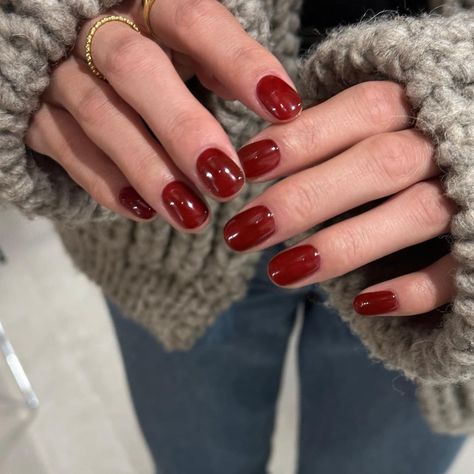 Shirt Red Nails, Subtle Red Nails, Short Burgundy Nails, Cranberry Nails, Dark Red Nails, Blush Nails, Soft Nails, Chic Nails, Gel Manicure