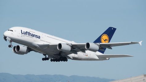 Lufthansa tosses the fixed award charts Lufthansa Airlines, Flight Reservation, Airline Seats, Airline Booking, Cancelled Flight, Flight Training, Airline Flights, Flight Ticket, Cancellation Policy