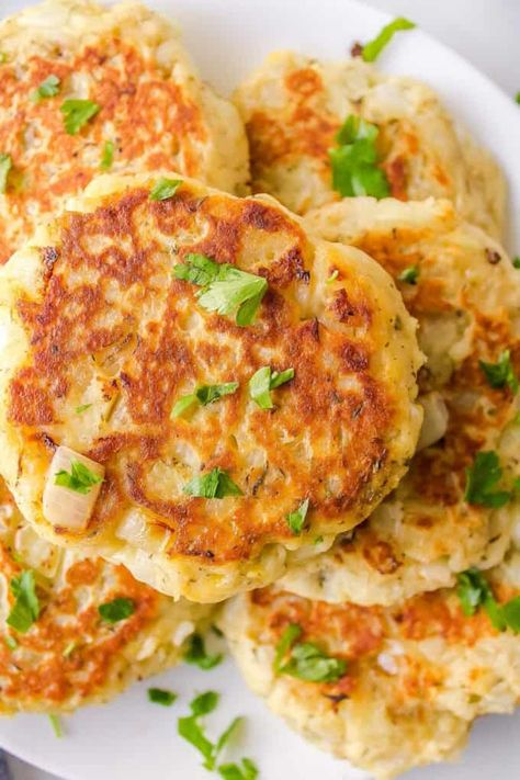 Homemade Potato Pancakes, Onion Patties, Potato Pancakes Easy, Potato Pancakes Recipe, Mashed Potato Pancakes, Potato Cakes Recipe, The Chunky Chef, Mashed Potato Cakes, Potatoe Pancake Recipe