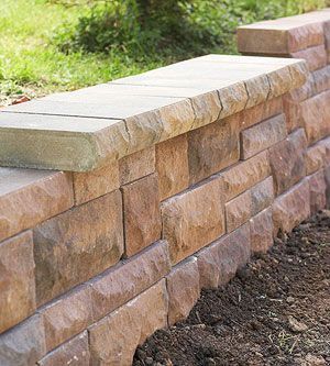 Build Landscape and Retaining Walls and Keep Them in Tip-Top Shape Diy Retaining Wall, Backyard Retaining Walls, Rock Retaining Wall, Stone Walls Garden, Building A Retaining Wall, Garden Retaining Wall, Stone Retaining Wall, Landscaping Retaining Walls, Beautiful Yards