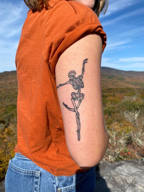 Dancing Skeleton Tattoo, Ballet Tattoos, Floral Skull Tattoos, Empowerment Tattoo, Ballerina Tattoo, Tattoo Skeleton, Dancer Tattoo, Tattoos Floral, Dance Tattoo