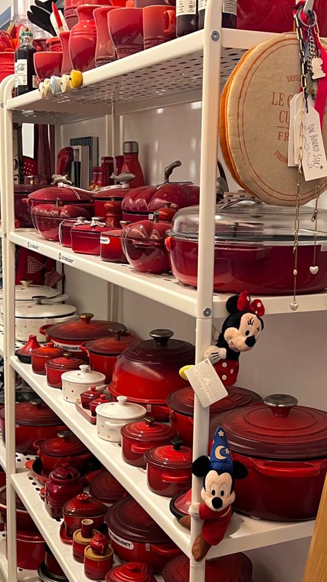 MY Le Creuset & Staub Red Le Creuset, Le Creuset Aesthetic, Le Creuset Red, Barn House Interior, Must Have Kitchen Gadgets, Decoration House, Kitchen Things, My Happiness, Red House