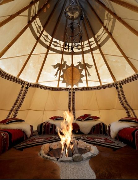 Nomadic Tipi Makers Native American Interior Design, Teepee Designs, Native American Houses, Culture Crafts, Indian Teepee, Native American Teepee, Yurt Living, Tipi Tent, American Interior