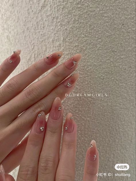 Korean Inspo Nails, Korea Gel Nails, Pretty Nails Korean, Pretty Korean Nails, Elegant Nails Korean, Gel Nails Korean Style, Gel Nails Douyin, Korean Nails Inspo Aesthetic, Douyin Nails Aesthetic