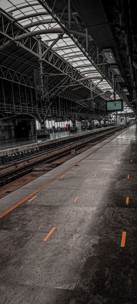 Alandur Mas studioz Metro Train 4K Metro Train Aesthetic, Metro Aesthetics, Chennai Metro, Metro Train, Dark Aesthetics, Paris Metro, Night Photos, Intp, Wallpaper Iphone Cute