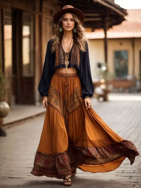 Boho Skirts Long Bohemian, Witch Boho Fashion, Romani Outfit Aesthetic, Bohemian Outfits Women, Boho Style Outfits Winter, Boho Fall Style, Nashville Chic, Ethereal Clothing, Hippie Photoshoot