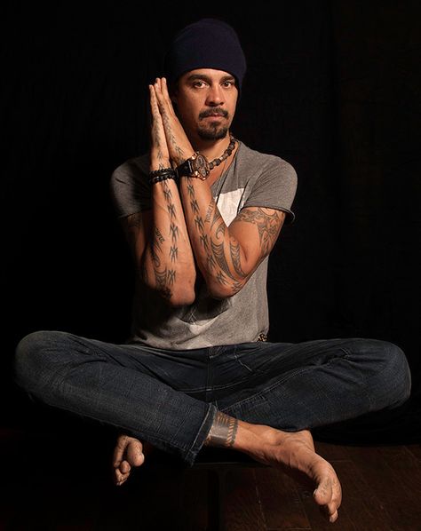 “Our ability to shape energy is like breathing. We do it all the time without even realizing it.”—Damien Echols Singer/activist/poet Michael Franti has a tattoo on his arm that says, “Today I pray ... Tattoo For Men Ideas, Damien Echols, Michael Franti, Tattoo Music, Country Music News, Cool Wrist Tattoos, Music Tattoo Designs, Wrist Tattoos For Guys, Music Festival Poster