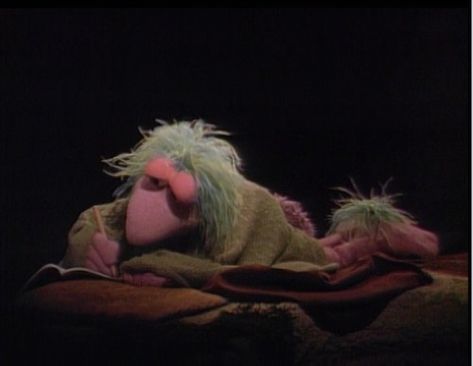 Muppets Aesthetic, Mokey Fraggle, Muppets Puppets, Fragile Rock, Veronica Sawyer, Clever Dog, Nostalgia Core, Fraggle Rock, Rainbow Connection