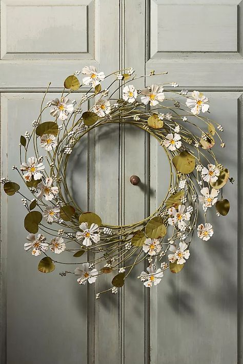 iron garland Metal Wreaths, Flower Eucalyptus, Linen Tablecloths, Decorating Party, Wall Wreath, Flower Wreaths, Monthly Newsletter, Eucalyptus Wreath, Serena And Lily