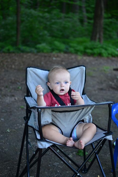 Camping Baby, Toddler Camping, Baby Camping, Baby Camping Essentials, Camping With Baby, Camping With Infant, Tent Camping With Baby, Camping With Baby In Tent, Hiking With Baby