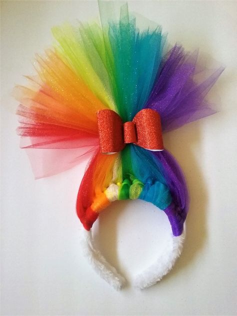 Diy Troll Hair, Troll Hair Diy, Rainbow Costumes, Hair Rainbow, Crazy Hat Day, Hair Hat, Troll Party, Easter Hats, Hat Day