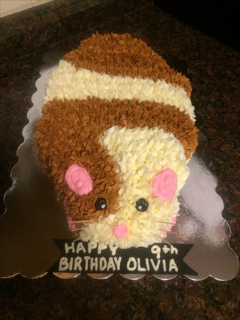 Hamster cake Hamster Birthday Party Ideas, Hamster Cake Birthday, Hamster Birthday Party, Hamster Cupcakes, Hamster Themed Birthday Party, Hamster Cake Design, Hamster Happy Birthday, Pull Apart Cake, Animal Cakes