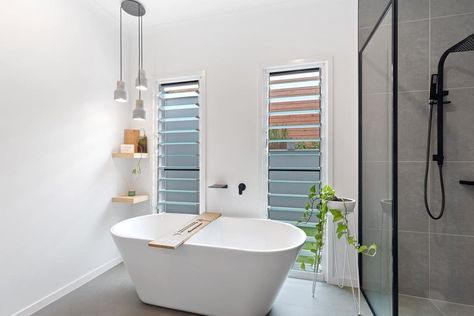 Louvre Windows, Bathroom Windows, Exterior Ideas, Glass Bathroom, Bathroom Inspo, Bathroom Products, Windows Doors, Queensland Australia, Clawfoot Bathtub