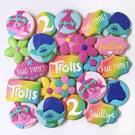 Diy Trolls Birthday Party, Trolls Birthday Party Cake, Troll Party Theme, Bday Treats, Trolls Birthday Cake, Trolls Cake, Trolls Party, Trolls Birthday Party, Girl Bday Party