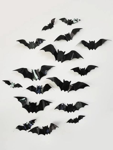 3d Wall Decals, Halloween Bat Decorations, Bat Wall, Halloween 3d, Halloween Supplies, Door Decals, Wall Decor Stickers, Halloween Bats, Halloween Stickers