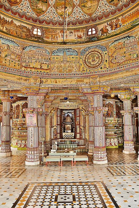 Discover 10 majestic Jain temples in scenic Rajasthan 9 Rajasthan Temple, Indian Fort, Mount Abu, Hindu Temples, Jain Temple, Temple Architecture, Visit India, Home Temple, Forest Hills