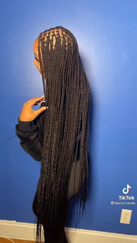 Extra Small Box Braids Long, Long Knot Less Braids, Xs Knotless Braids Long, Small Thigh Length Knotless Braids, Extra Small Knotless Box Braids Long, Small Box Braids Long Black Women, Long Small Box Braids, Long Individual Braids, Not Less Braids