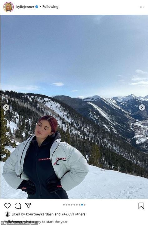 Kily Jenner, Looks Kylie Jenner, Snow Trip, Winter Photoshoot, Kylie Kristen Jenner, Snow Outfit, Winter Photos, Winter Pictures, Kendall And Kylie