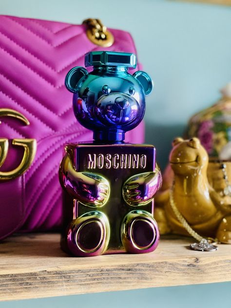 Moschino ‘Toy 2 Pearl’ Perfume Review! - Fashion For Lunch Perfume Moschino, Moschino Perfume, Moschino Toy 2, Moschino Bear, Amazon Account, Old Lanterns, Lemon Sorbet, Perfume Reviews, Summer Scent