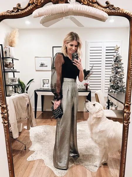 Wide Leg Trousers Outfit Night Out, Wide Leg Satin Pants Outfit, Velvet Pants Outfit Party, Satin Wide Leg Pants Outfit, Trousers Outfit Night Out, Velvet Pants Outfit, Satin Pants Outfit, Holiday Party Outfit Ideas, Cream Linen Pants