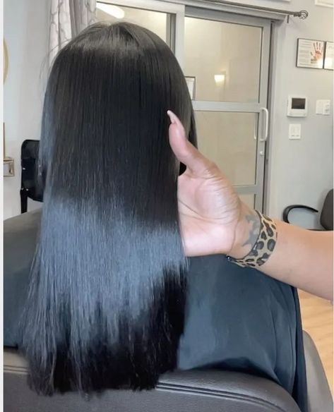 Flat Iron Finish, Straight Flat Iron Hair Styles, Best Flat Iron African Americans, Thermal Curls, Flat Ironed Hair, Down Ponytail, Best Flat Iron, Cosmo School, Flat Iron Tips