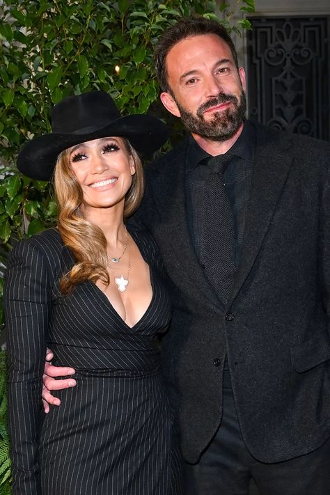 Jennifer Lopez And Ben Affleck, Jlo Style, Jennifer Lynn, Black Cowboy Hat, Cute Celebrity Couples, Pinstripe Dress, Ben Affleck, Ralph Lauren Outfits, On The Red Carpet