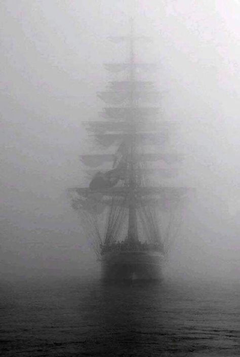 In The Mist photo taken in 1900 Foggy Ocean, Dark Nautical Aesthetic, Nautical Aesthetic, Ghost Ship, The Mist, Pirates Of The Caribbean, Pics Art, Historical Photos, Pretty Pictures