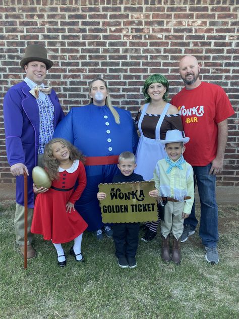 DIY Halloween Costumes 2019. Willy Wonka and the Chocolate Factory! Mr. Wonka,  Veruca Salt, Violet Beauregard, Charlie Bucket, Mike TV, an Oompa Loompa, and a Wonka Chocolate Bar. Family Costume fun! Veruca Salt Costume, Work Group Halloween Costumes, Wonka Chocolate Bar, Willy Wonka Halloween, Oompa Loompa Costume, Funny Group Costumes, Willy Wonka Costume, Charlie Bucket, Sibling Halloween Costumes