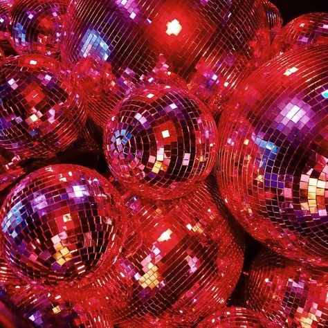 bezh on Twitter: "jewelry & fun… " Disco Aesthetic, Girly Wallpaper, Loving Him Was Red, I See Red, Red Pictures, Rainbow Aesthetic, Disco Balls, Red Walls, Red Wallpaper