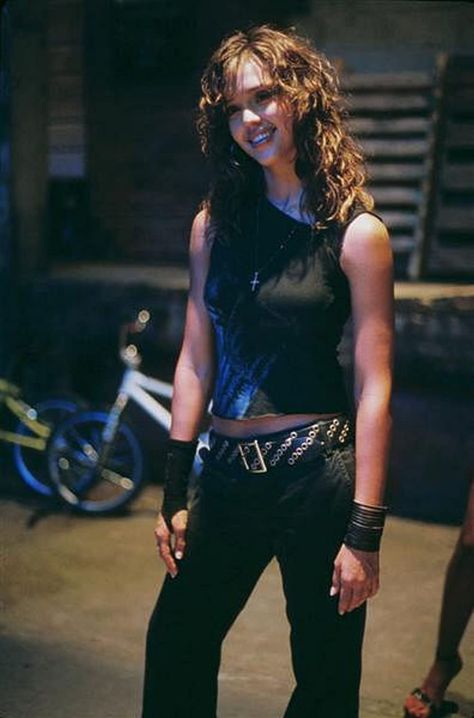 Honey 2003, Jessica Alba 2000s, Jessica Alba Outfit, Jessica James, Jessica Alba Style, 2000s Outfit, Outfits 2000s, 00s Fashion, Movies Outfit