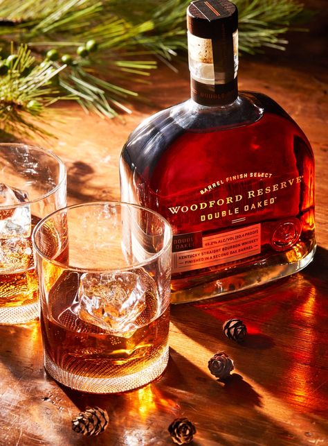 Woodford Reserve Drinks, Woodford Reserve Double Oaked, Bourbon Distillery, Expensive Whiskey, Woodford Reserve, Whisky Drinks, Bourbon Drinks, Best Bourbons, Wine Photography