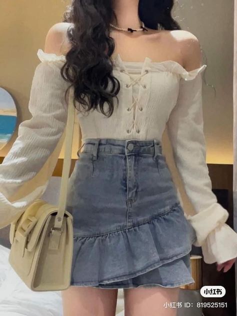 Cute Dress Outfits, Korean Casual Outfits, Kpop Fashion Outfits, Feminine Outfit, Really Cute Outfits, Girly Outfits, Korean Outfits, Casual Style Outfits, Outfits Casuales