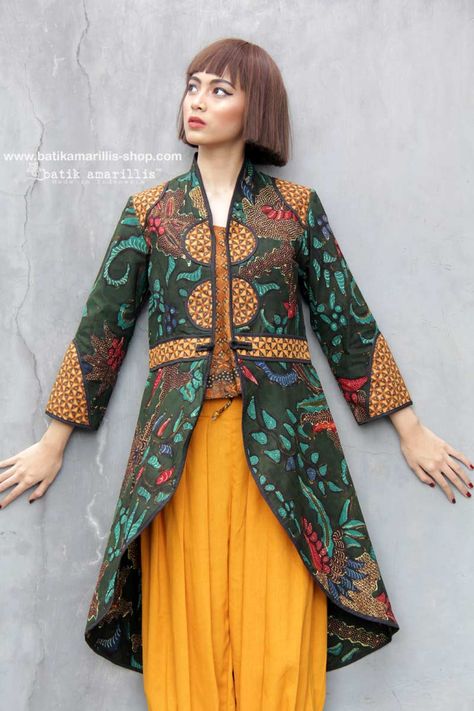 Outer Batik Modern Hijab, Outer Batik Long, Model Outer Batik, Outer Batik Casual, Blazer Batik, Cardigan Batik, Batik Outer, Batik Blazer, Model Outer