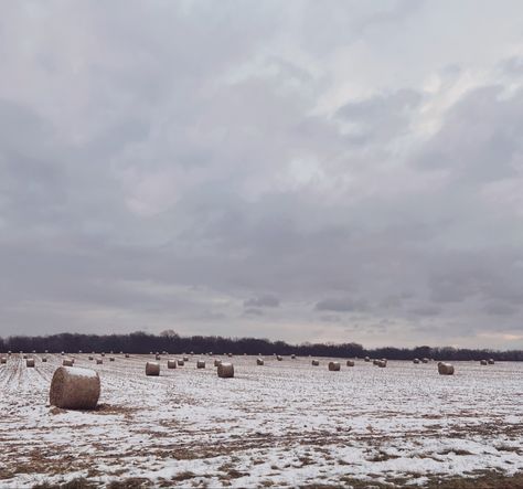 Snow Farm Aesthetic, Farm In Winter, Snowy Farm, Midwest Gothic, Winter Farm, Farm Town, Snowy Field, Pretty Homes, Farm Land