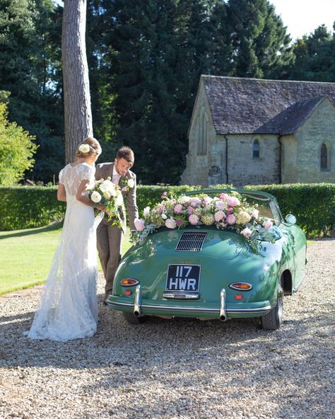 Country Wedding Groomsmen, Fall Country Wedding, Country Wedding Pictures, English Country Wedding, Country Wedding Reception, English Country Weddings, Country Wedding Cakes, English Garden Wedding, British Wedding