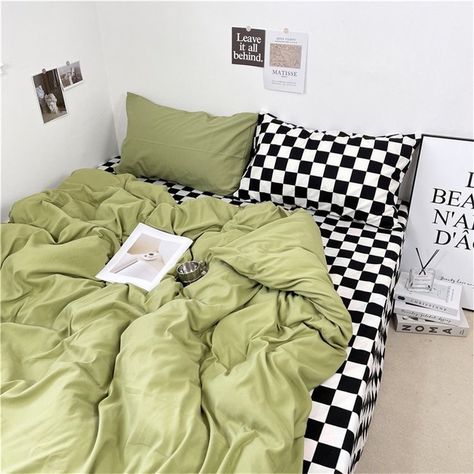 Checkered Sheets Bedroom, Green Checkered Bedding, Cool Sheets Bedding, Checkered Duvet Cover, Cute Green Bedding, Checkered Bedding Aesthetic, Checkerboard Comforter, Bed Covers Aesthetic, Cool Duvet Covers