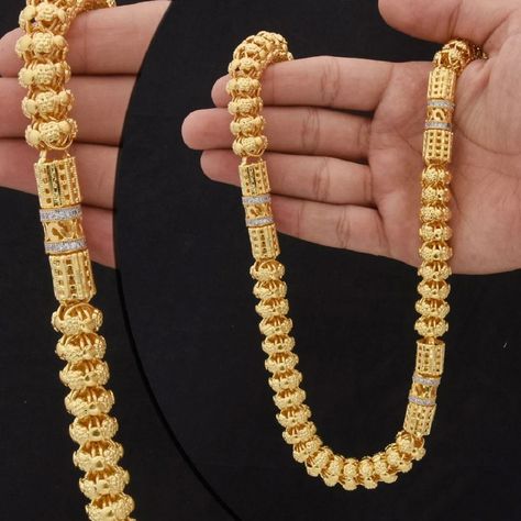 1 Gram Gold Forming Round Linked Sophisticated Design Chain For Men For Order :- https://t.ly/Fgg0G Weight : 99 Gram Size : Fixed Lock Type : S Hook Color : Golden Material : Brass, Diamond Surface Finish : Shining, Textured Occasion : Festival, Marriage / Wedding / Engagement, Birthday, Gift, Photography Style of Jewellery : Filigree Design, Rajwadi, Fabulous, Trending, Excellent Brand : Gracy Jewellery Sales Package : 1 Chain #GoldChain #MensJewelry #LuxuryAccessories #FashionStatement #... Mangalsutra Bracelet, Extraordinary Design, Chain For Men, Baroque Pearl Necklace, S Hook, Type S, Filigree Design, Birthday Gif, Mens Pendant