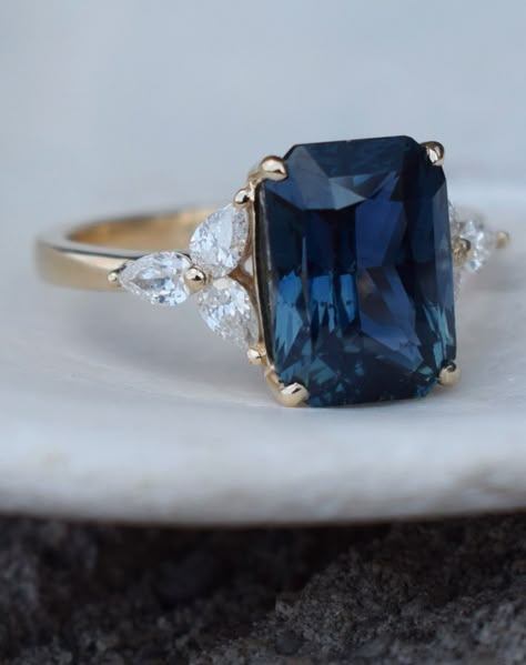 Diamond Cut Engagement Ring, Curvy Wardrobe, Emerald Cut Sapphire Ring, Diamond Ring Emerald, Emerald Diamond Engagement Ring, Blue Engagement Ring, Future Engagement Rings, Green Ring, Sapphire Engagement Ring Blue