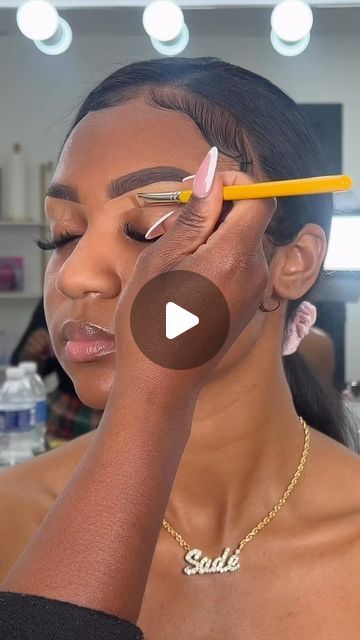 Makeup tutorials on Instagram: "What would you rate this look?🥰🔥🔥Tag your makeup bestie.  Follow👉🏾 @bhcoskin for skincare  @itshotchiick  ______________________  .  _____________________________________ . .  #melaninmakeup #melaninmakeupdaily #makeupforblackwomen #makeup #melaninpoppin #blackgirlmagic #makeupartist #melanin #mua #explorepage #wakeupandmakeup #melaninbeautiesunite #undiscovered #melaninmagic #muas #melaninmakeupdaily #blackownedskincare #melaninbeauty #makeuptutorial #melaninqueen #blackgirlmakeup #blackownedskincare #brownmelaninmua" Black Women Makeup Tutorial, Full Glam, My Muse, Color Of The Day, Glam Makeup Look, Black Women Makeup, Melanin Poppin, Looks Black, Makeup For Black Women