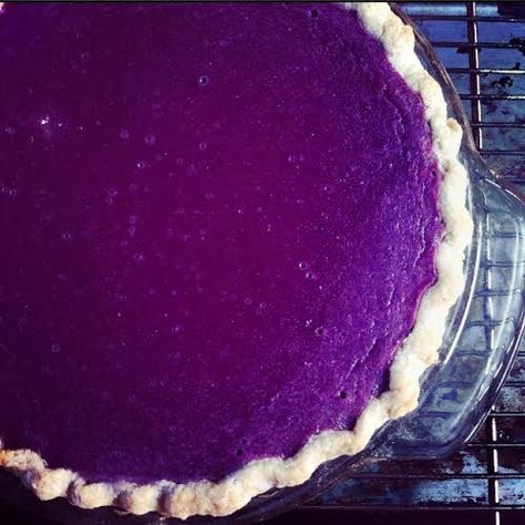 Purple Yam Pie, Purple Food Recipes, Purple Food Ideas, Ube Pie Recipe, Purple Yam Recipe, Ube Pie, Purple Yams, Purple Sweet Potato Pie, Purple Potato Recipes