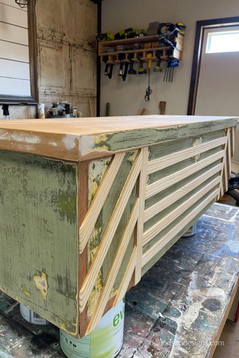 I added wood trim to create a unique modern design on this DIY lane cedar chest makeover. Upcycling, Chest Makeover Ideas, Refinish Chest Cedar, Upcycle Wood Trim, Repurposed Chest Trunk, Chest Diy Makeover, Update Cedar Chest, Cedar Trunk Makeover, Refinished Chest Cedar