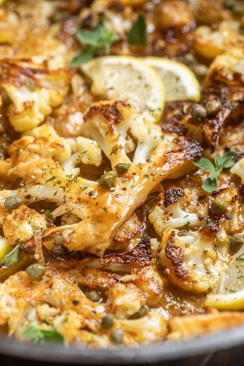 close up of cauliflower piccata. Favorite Vegetarian Recipes, Cauliflower Piccata Recipe, Vegetarian Mains Recipes, Cauliflower Sides Recipes, Vegetarian Recipes With Cauliflower, Cold Cauliflower Recipes, Romesco Cauliflower Recipes, Impressive Vegetarian Dinner, Baked Dishes Vegetarian