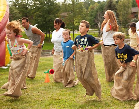 Potato Sack Races, Field Day Games, Family Games Outdoor, Picnic Games, Sack Race, Reunion Games, Family Reunion Games, Diy Kostüm, Family Fun Games