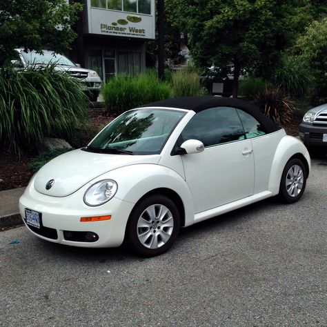 Nice Candy White VW Beetle Convertible spotted in North Vancouver. White Volkswagen Beetle, White Vw Beetle, White Volkswagen, Vw Beetle Convertible, Volkswagen Beetles, Vw New Beetle, Volkswagen Beetle Convertible, Volkswagen New Beetle, Volkswagen Bug