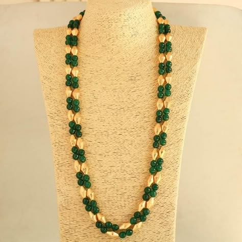 Beads Jewelry Indian Gold, Long Necklace Indian, Dholki Beads, Beads Long Necklace, Ruby Jewelry Necklaces, Gold Jewelry Simple Necklace, Pearl Necklace Designs, Beaded Necklace Designs, Silver Jewellery Indian